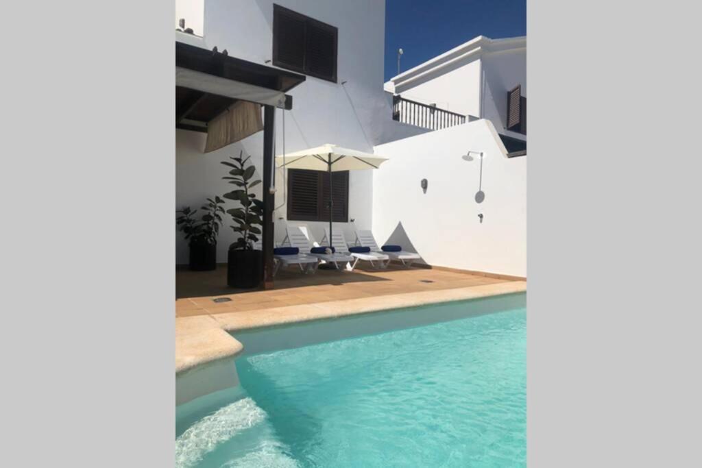 Villa Azalea Playa Blanca  Exteriör bild
